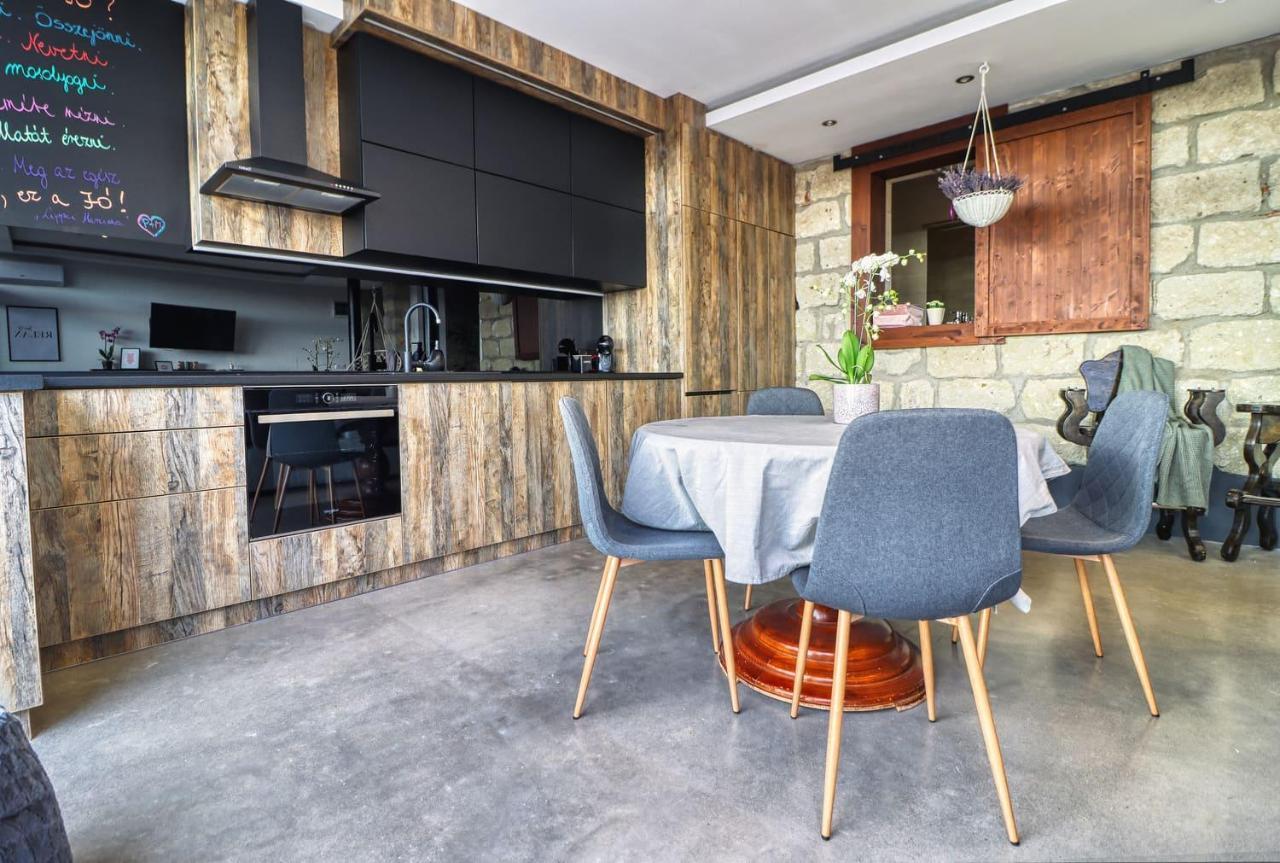 Hab Home Apartman Eger Ngoại thất bức ảnh